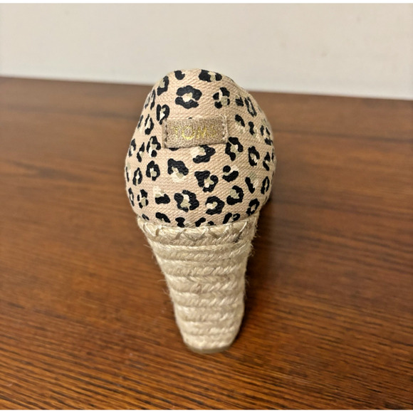 Toms Women's Size 9.5 Michelle Cheetah Print Heel Slip On Wedge Peep Toe MINT - Picture 9 of 12